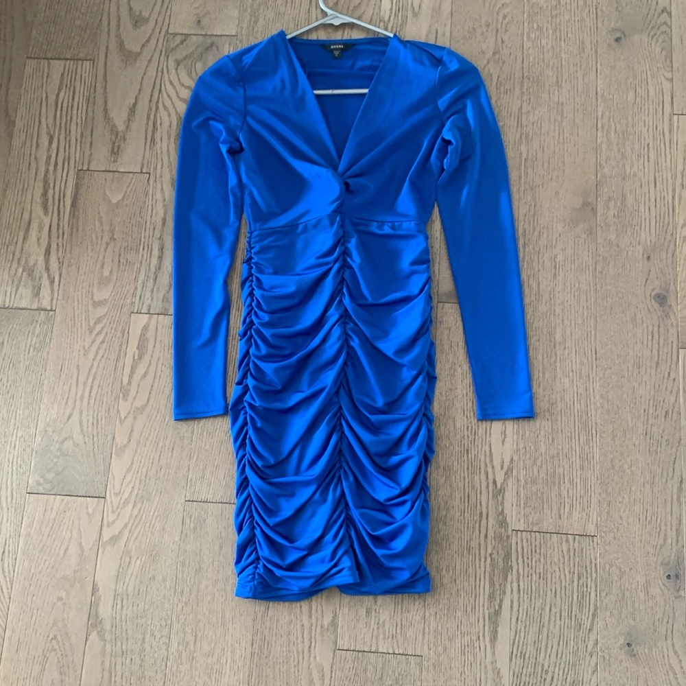 Guess V- Neck Ruched Dress - Picture 2 of 7